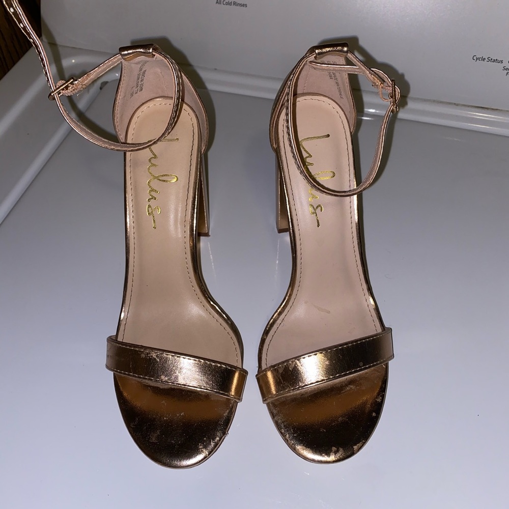 Heels - Picture 2 of 3
